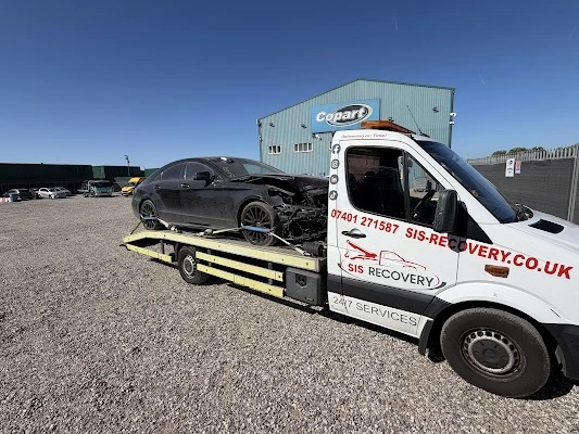 mercedes c-class transport from copart rochford to Leighton Buzzard