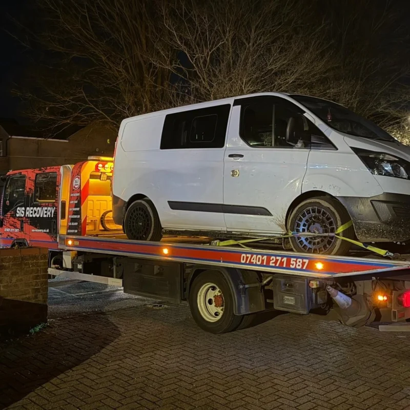 van transport from dunstable to milton keynes